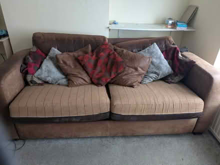 Photo of free Leather sofa (St albans) #1