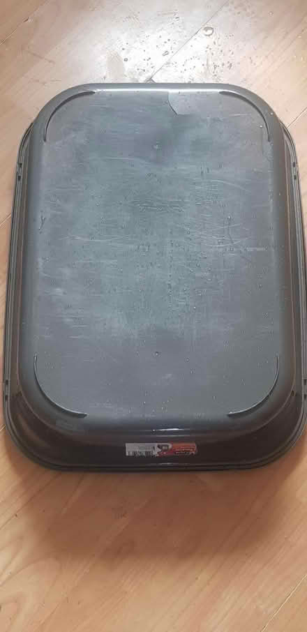 Photo of free Medium size litter box (Fullwell cross) #1