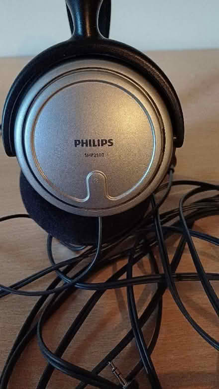 Photo of free Phillips Headphones (Palmer Park RG1) #1