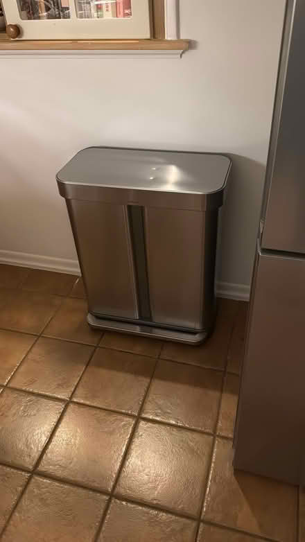 Photo of free Bin (Five Mile Drive OX2) #1