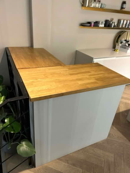 Photo of free Reception desk / kitchen (ALL) (SW1 Belgravia) #1