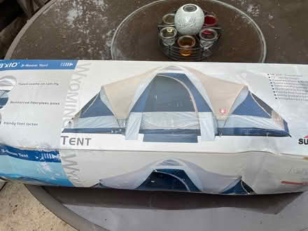 Photo of free 5/6 person tent (Chineham) #4
