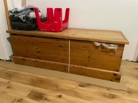 Photo of free chest/blanket box (BR5) #2