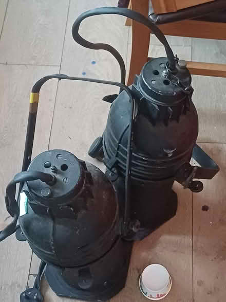 Photo of free 4 theatre lights (Orpington BR5) #1