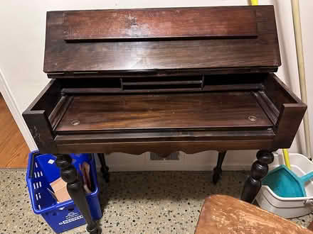 Photo of free “Secretary” or writing desk (Downtown Menlo) #2