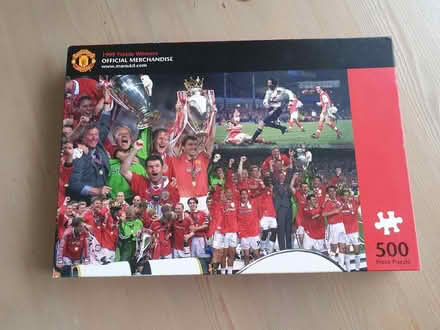 Photo of free Man Utd 500 piece puzzle (High Barnet) #1