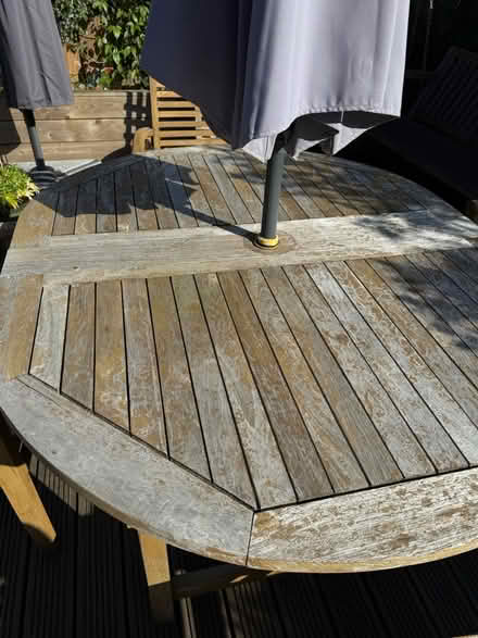 Photo of free Teak extending table & 6 chairs (WR3 Perdiswell) #4