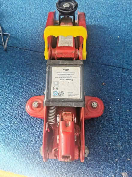 Photo of free Trolley jack (Bridlington YO15) #1