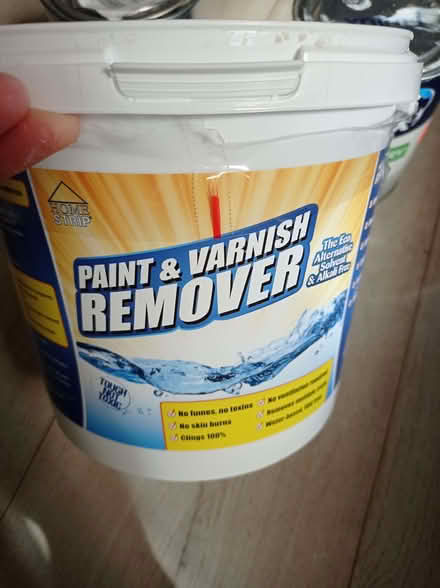 Photo of free White emulsion paint, matt varnish, white eggshell, paint re (Chippenham SN15) #2