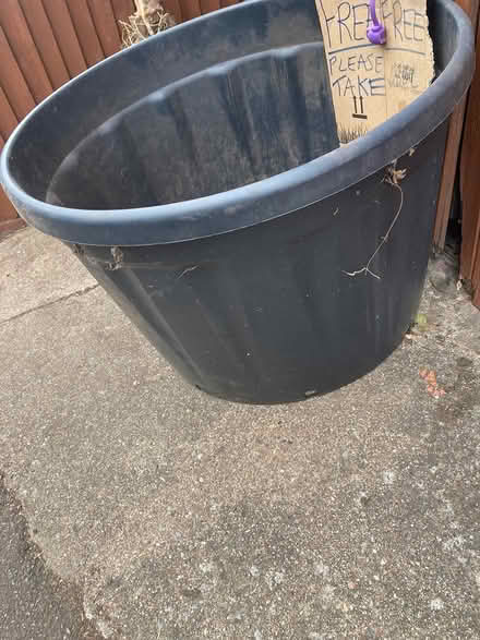 Photo of free Plastic pot container (North Watford) #1