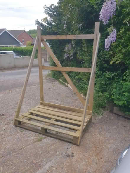 Photo of free Large pallets 2 (Lovedean PO8) #1