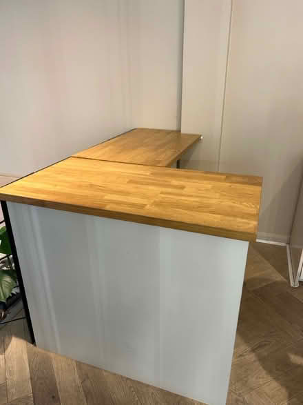 Photo of free Reception desk / kitchen (ALL) (SW1 Belgravia) #2