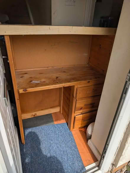 Photo of free Desk (S2) #1