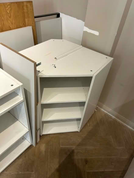 Photo of free Reception desk - URGENT PICK UP (SW1 Belgravia) #1