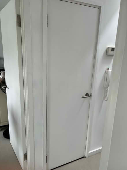 Photo of free White interior door (Chalk Farm NW3) #3