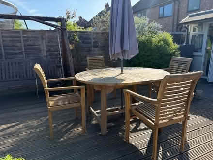 Photo of free Teak extending table & 6 chairs (WR3 Perdiswell) #3