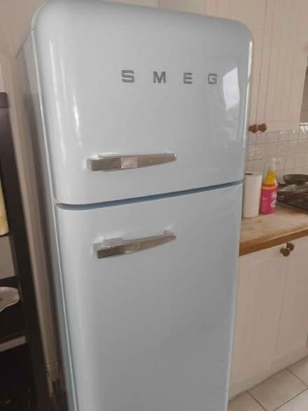 Photo of free smeg fridge. Good condition (Bermondsey SE16) #1