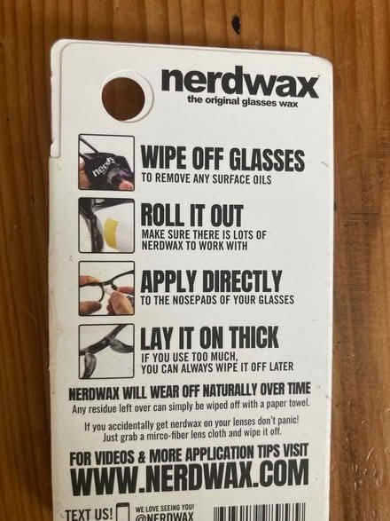 Photo of free wax for glasses to stop slipping (leslieville/little india) #2