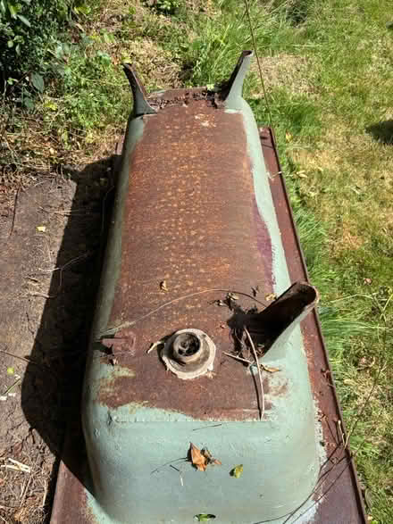 Photo of free Cast iron bath (Chessington KT9) #4