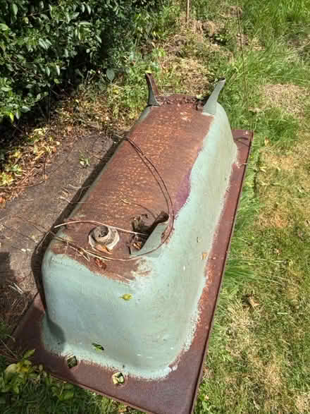 Photo of free Cast iron bath (Chessington KT9) #3