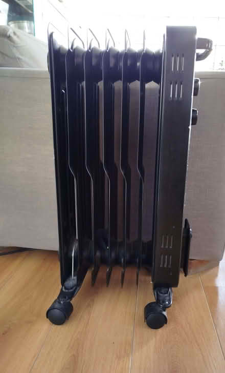 Photo of free Oil filled radiator (not working) (Crystal Palace SE19) #1
