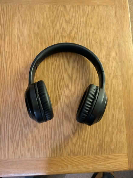 Photo of free Bluetooth Headphones (Irthlingborough NN9) #1