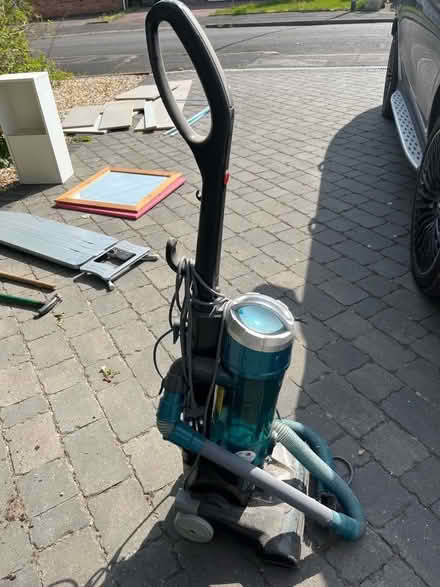 Photo of free Hoover breeze Eve vacuum cleaner (Wigston LE18) #2