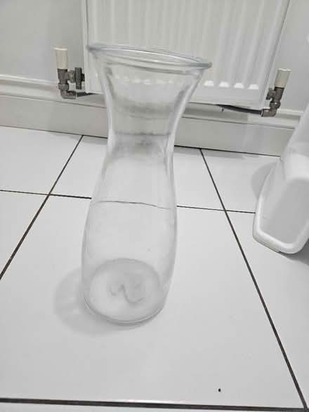 Photo of free Glass vase (Bestwood Park Estate NG5) #1