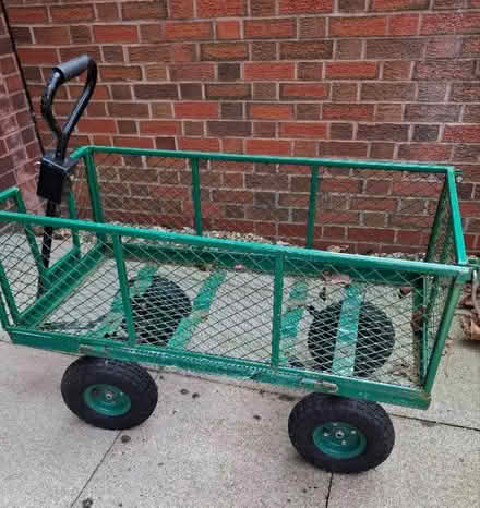 Photo of Metal trolley (Isleworth TW7) #1