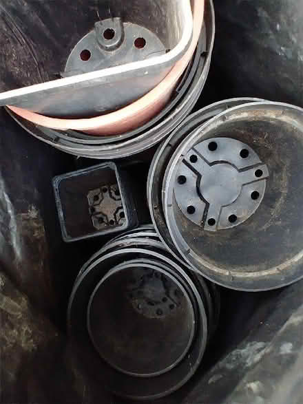 Photo of free Plastic plant pots (Endmoor LA8) #2