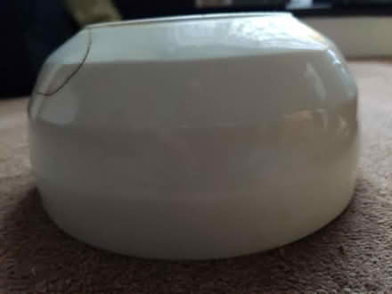 Photo of free Vintage White China Deep Dish (Holland Park W11) #4