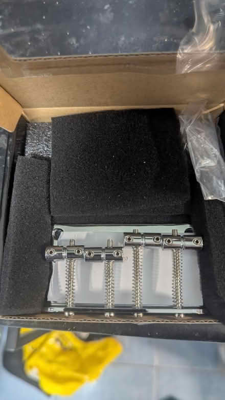 Photo of free Bass guitar parts (L36) #1
