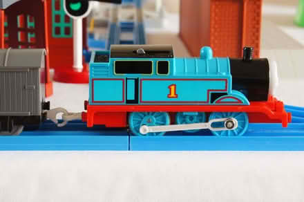Photo of free Tomy track, engine, carriages, signs etc. (Kings Meaburn CA10) #3