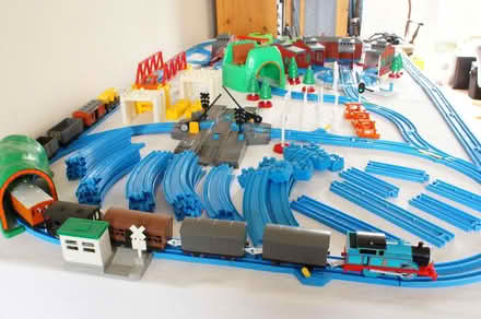 Photo of free Tomy track, engine, carriages, signs etc. (Kings Meaburn CA10) #1