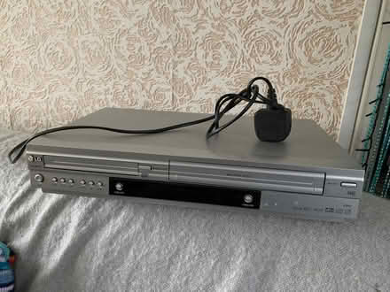 Photo of free LG DVD / VHS Recorder / player (Upton Park E6) #1