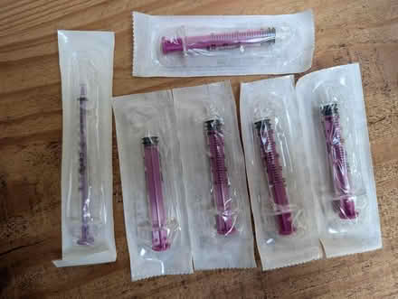 Photo of free Sealed liquid syringes, 5 x 2.5ml, 1 x 1ml (Woking GU22) #1