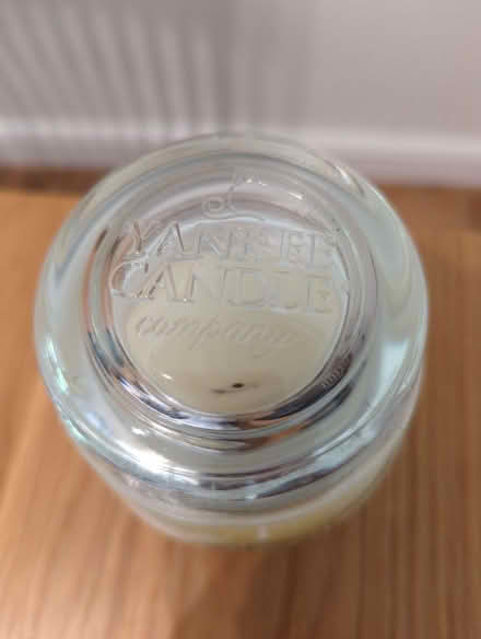 Photo of free Yankee candle - sparkling snow (Amersham HP7) #2