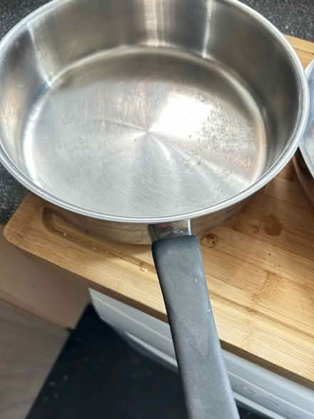 Photo of free Deep frying pan (Carlton hill NG4) #1
