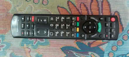 Photo of free Panasonic TX-32LXD52 32" flat screen TV with remote Freeview (Surrenden BN1) #2