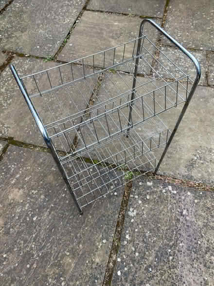 Photo of free metal vegetable rack (Craigie DD4) #1
