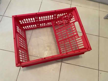 Photo of free 6 Curver plastic containers (Wimbledon Park SW19) #3