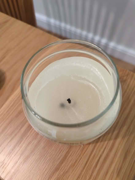 Photo of free Yankee candle - sparkling snow (Amersham HP7) #3