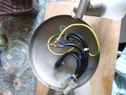 Photo of free 4 light ceiling spotlights (SE1) #3