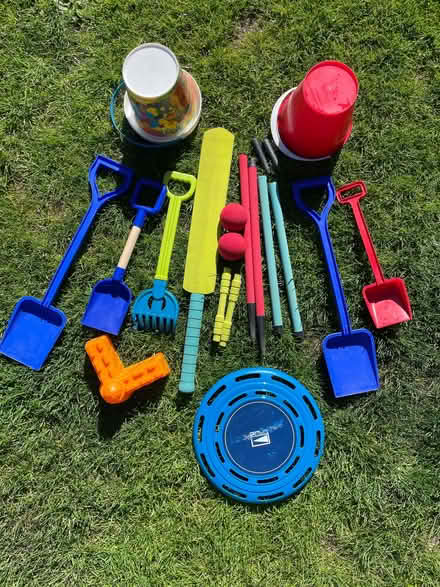 Photo of free Beach toys for children (Dean EH4) #1