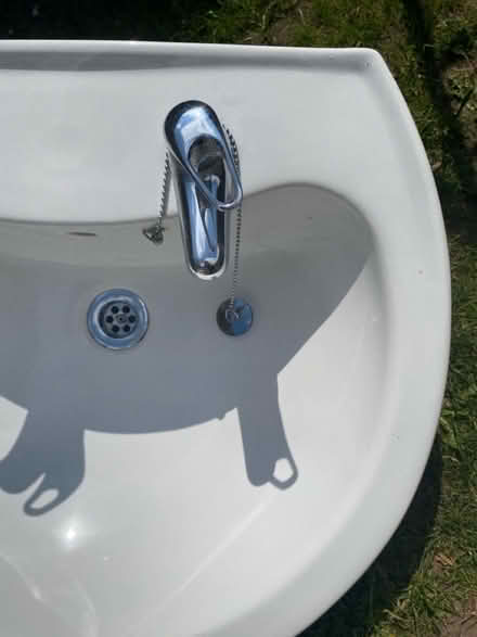 Photo of free Bathroom sink (Hampton TW12) #3