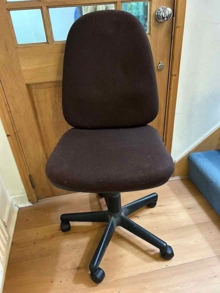 Photo of free Office chair (Stroud GL5) #1