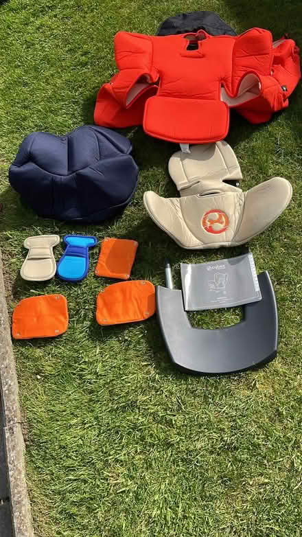 Photo of free Car seat accessories (Upminster RM14) #1