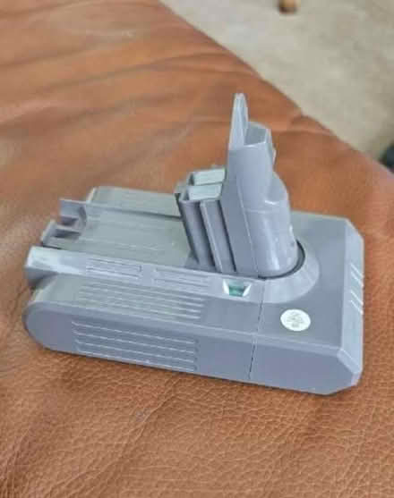 Photo of free Dyson [V6] Battery (Stapleton LD8) #1