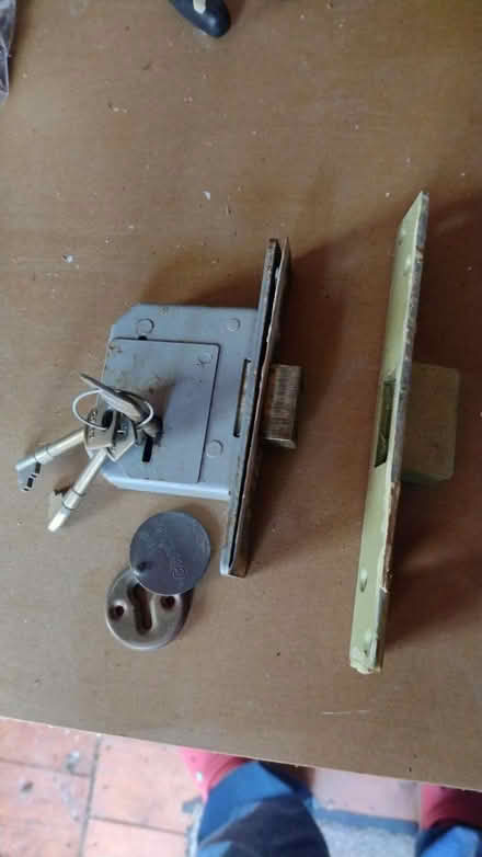 Photo of free 5-lever mortice lock (Havant PO9) #2