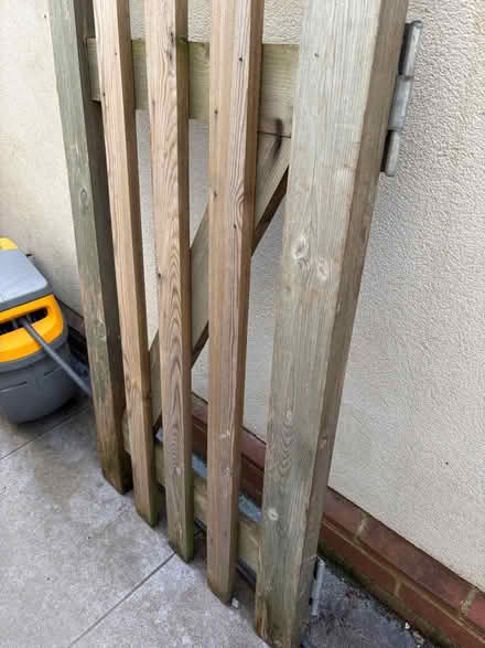 Photo of free Gate (Southborough BR2) #1